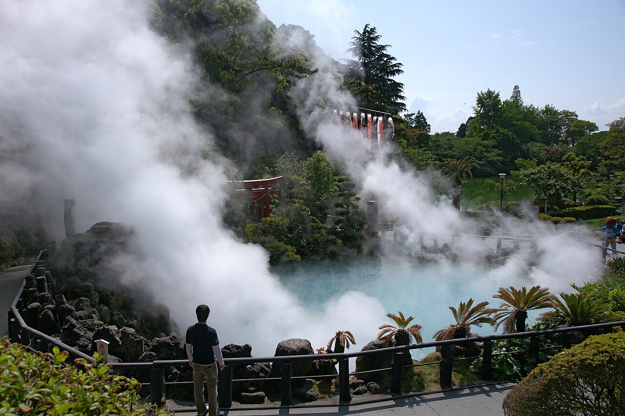 Beppu Umi-jigoku04n4272